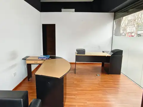 Excelente Local Comercial 70 Mts. Av De Los Incas 4000 V Ortuza