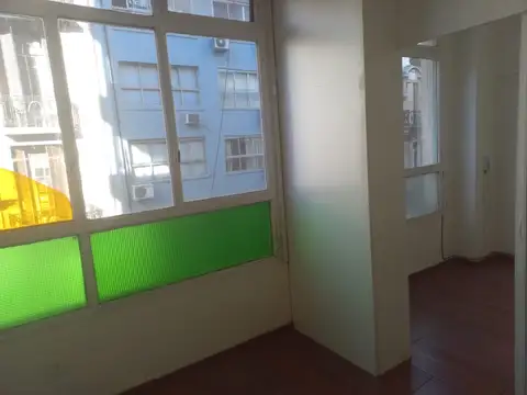 Lavalle 1500, Piso 5