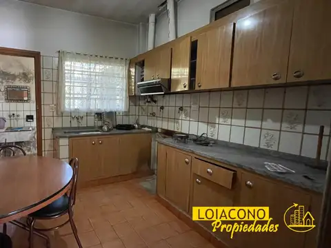 Casa 4 ambientes con 1 baño