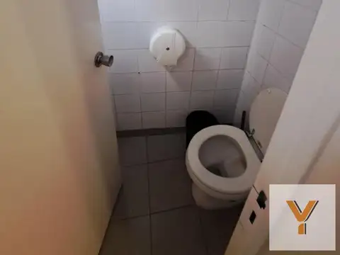 Oficina en alquiler - 3 Baños - San Nicolás
