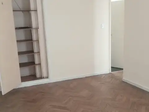 ALQUILER DEPTO. 3 AMBIENTES EN CALLE ZUVIRÍA 90, 6to. PISO (CABA)