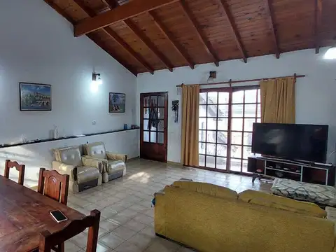 Depto Tipo Casa 3 ambientes con 1 baño