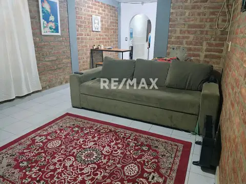 Depto Tipo Casa en Venta con 1 cocheras