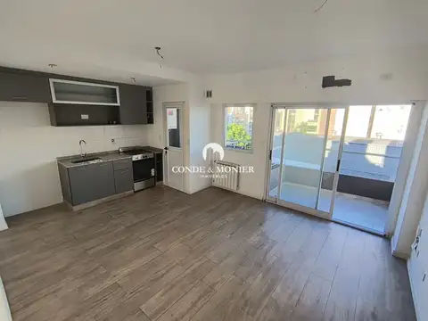 2 AMBIENTES con cochera en Caballito, a metros de Pque Centenario