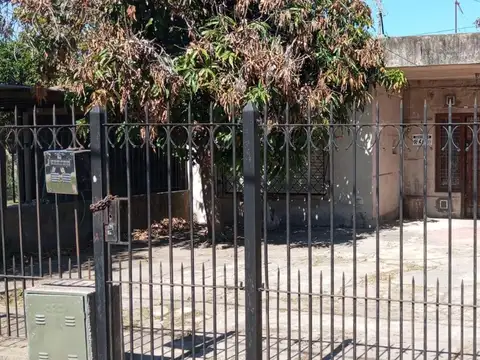 Casa a reciclar en venta