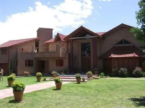 Casa en Venta de 4 dormitorios