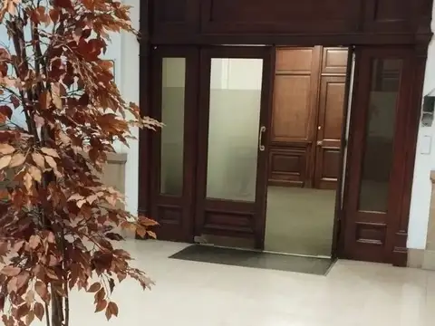 Oficina Monoambiente con 2 baños