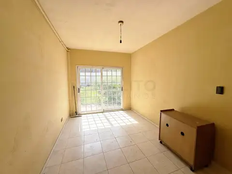 Casa en Venta en Parque Avellaneda, USD 145.000