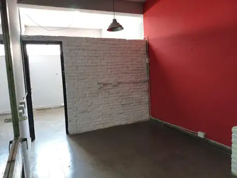 Local en Alquiler 46 años