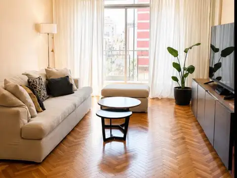 DUEÑO VENDE ESPECTACULAR PISO AL FRENTE-IMPECABLE!
