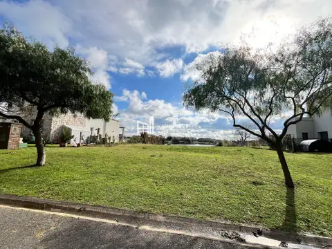 LOTE EN VENTA - EL CANTON NORTE AL LAGO 9000