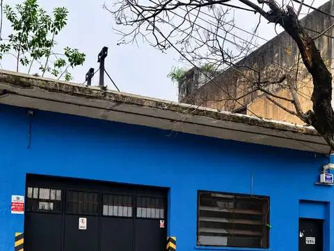 Venta Depósito Villa Ballester Zona Residencial
