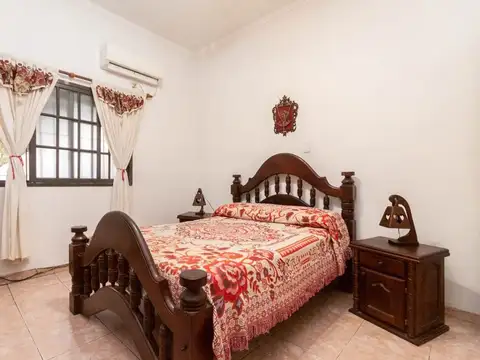 CASA 4 AMBIENTES VENTA EN VALENTIN ALSINA LANÚS