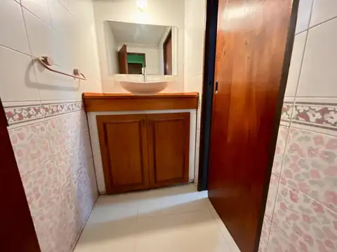 Casa 7 ambientes con 3 baños