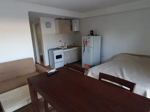 En Venta! Monoambiente Con Amplio Patio