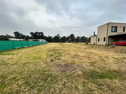 VENTA LOTE INTERNO CLUB DE CAMPO CASUARINAS DE PILAR