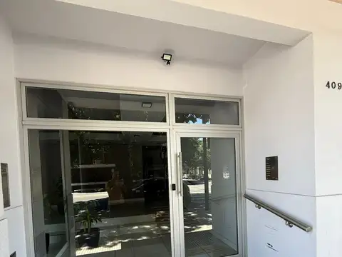 DEPARTAMENTO 2 AMBIENTES AL FRENTE CON BALCON