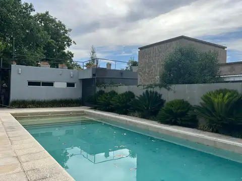 Quinta en Venta en Manuel B Gonnet, USD 350.000