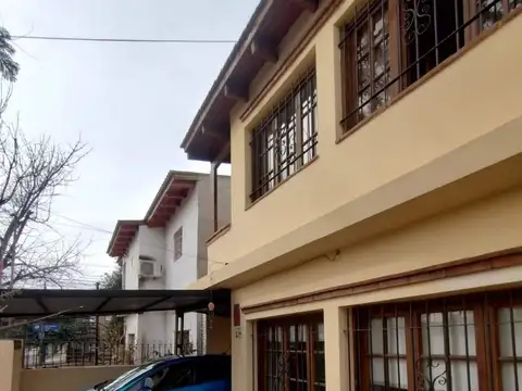 CASA Y DPTO EN JARDIN BUENA RENTA
