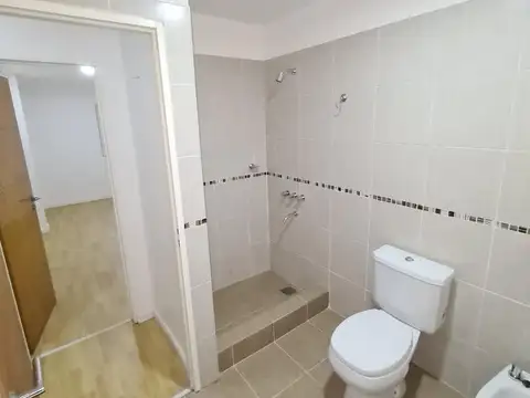 Depto Tipo Casa 4 ambientes con 2 baños