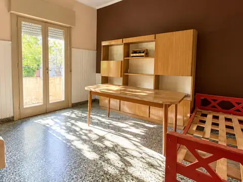 Venta PH 2 ambientes con dependencia c terraza propia