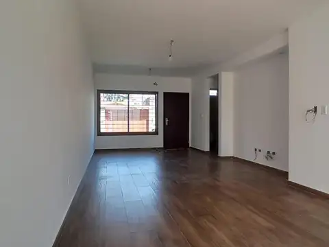 Casa en Venta en Boulogne, USD 200.000