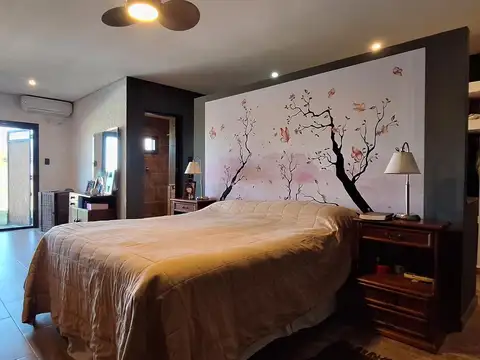 Casa 5 ambientes con 4 baños