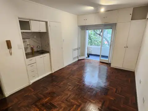 Paraguay 1900, Piso 5