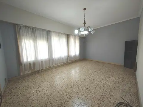 Jose Mármol 300