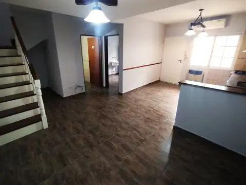 Depto Tipo Casa en Venta de 3 dormitorios