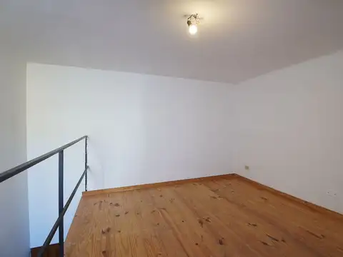 Depto Tipo Casa en Venta 45 años