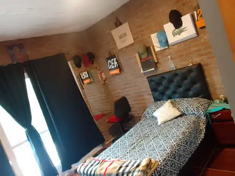 Casa 4 ambientes con 1 baño