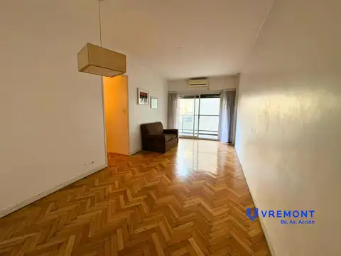 Venta de departamento 4 ambientes en el barrio de Caballito! Con balcón!