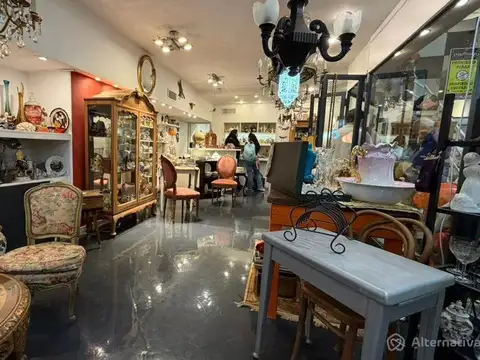 Local en Venta 50 años