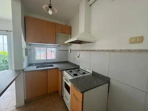 Departamento en Alquiler en Centro, $ 350.000