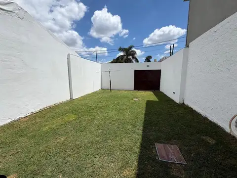Depto Tipo Casa en Venta en Ituzaingó, USD 120.000