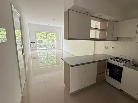 Llerena 2500, Departamento 2 Ambientes, Muy buenas dimensiones, de categoría , Parque Chas