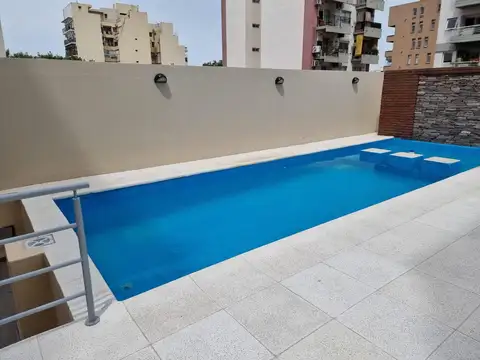 3 ambientes cochera fija al frente c/balcón  pileta/landry
