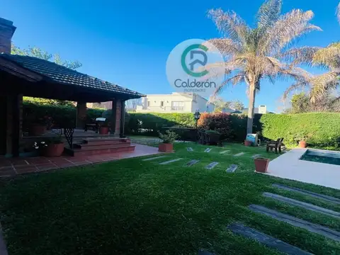 Casa 4 ambientes con 3 baños