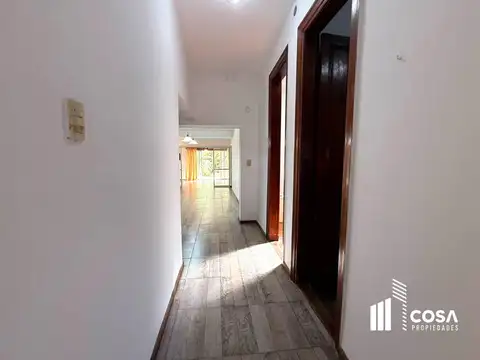 Casa 5 ambientes con 1 baño