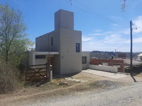 Casa en Venta en Villa Parque Siquiman, USD 80.000