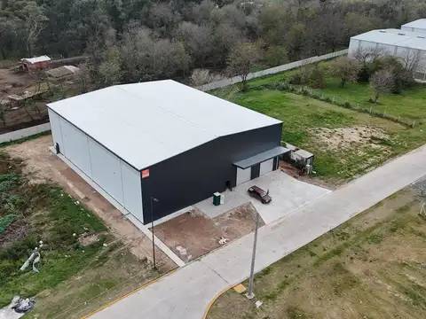 Nave Industrial en Carlos Spegazzini