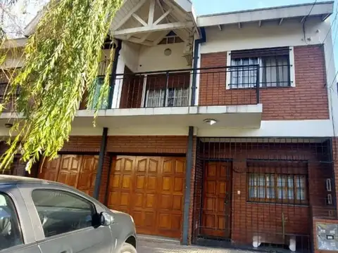TRIPLEX 4 Ambientes VENTA LUZURIAGA APTO CREDITO