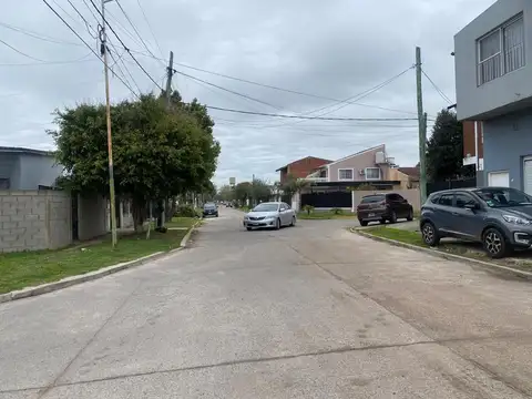 Local en Alquiler en Villa de Mayo, $ 1.300.000