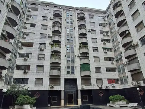 Cochera en Venta Cubierta