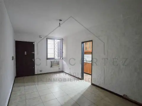 Departamento en Venta en La Lucila, USD 115.000