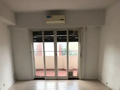 Departamento en Alquiler en Caballito Sur, $ 820.000