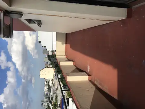 Av La Plata 1400, Piso 8