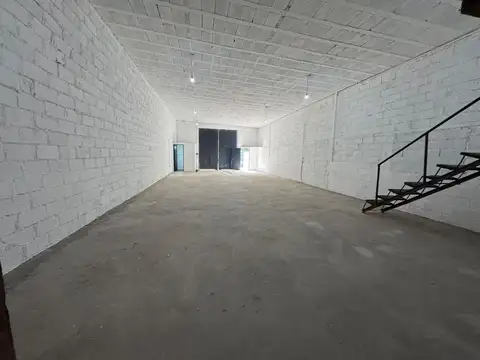 Alquiler galpón Av ohiggins y Madre Sacramento