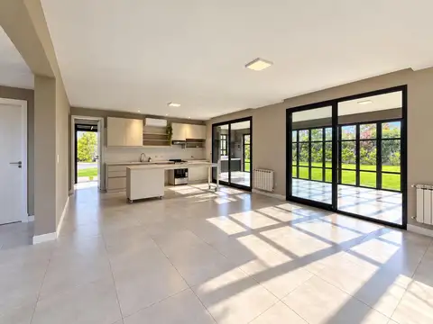 Casa en Alquiler en Santa Catalina, USD 2.900